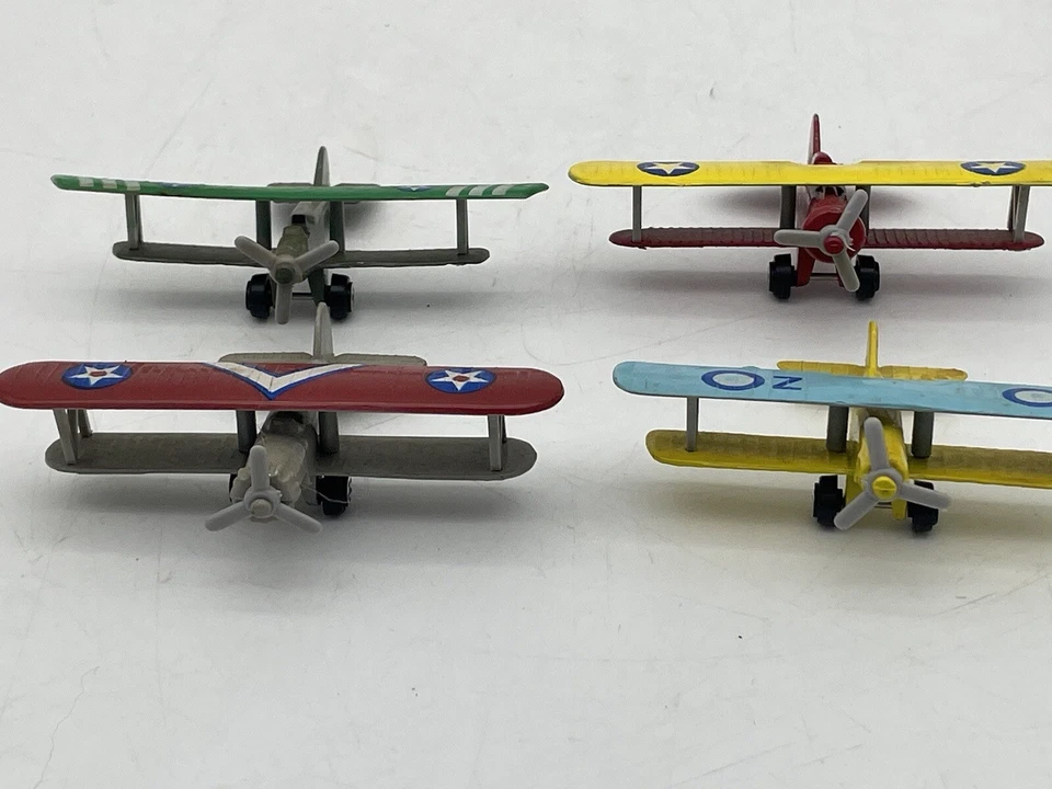 Vintage Airplane Miniatures Biplane PT-17's and SE5A's 4 Planes - Image 4 of 4