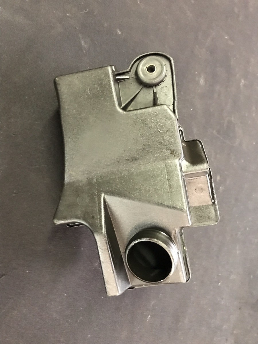 BMW E38 7 series 94-01 3.5 V8 M62 air intake box resonator 1432414 