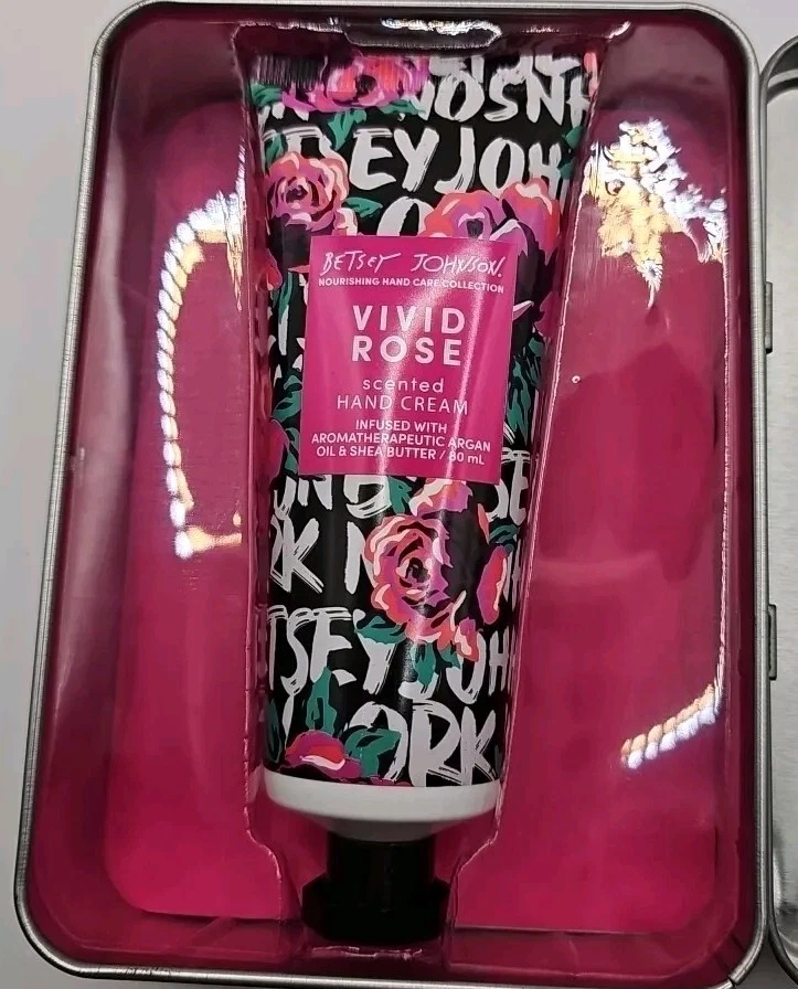 Betsy Johnson 2,3 OZ Crema de Manos Viva Aromaterapia Aceite de Argán y Manteca de Karité #47 Foto 2 de 4