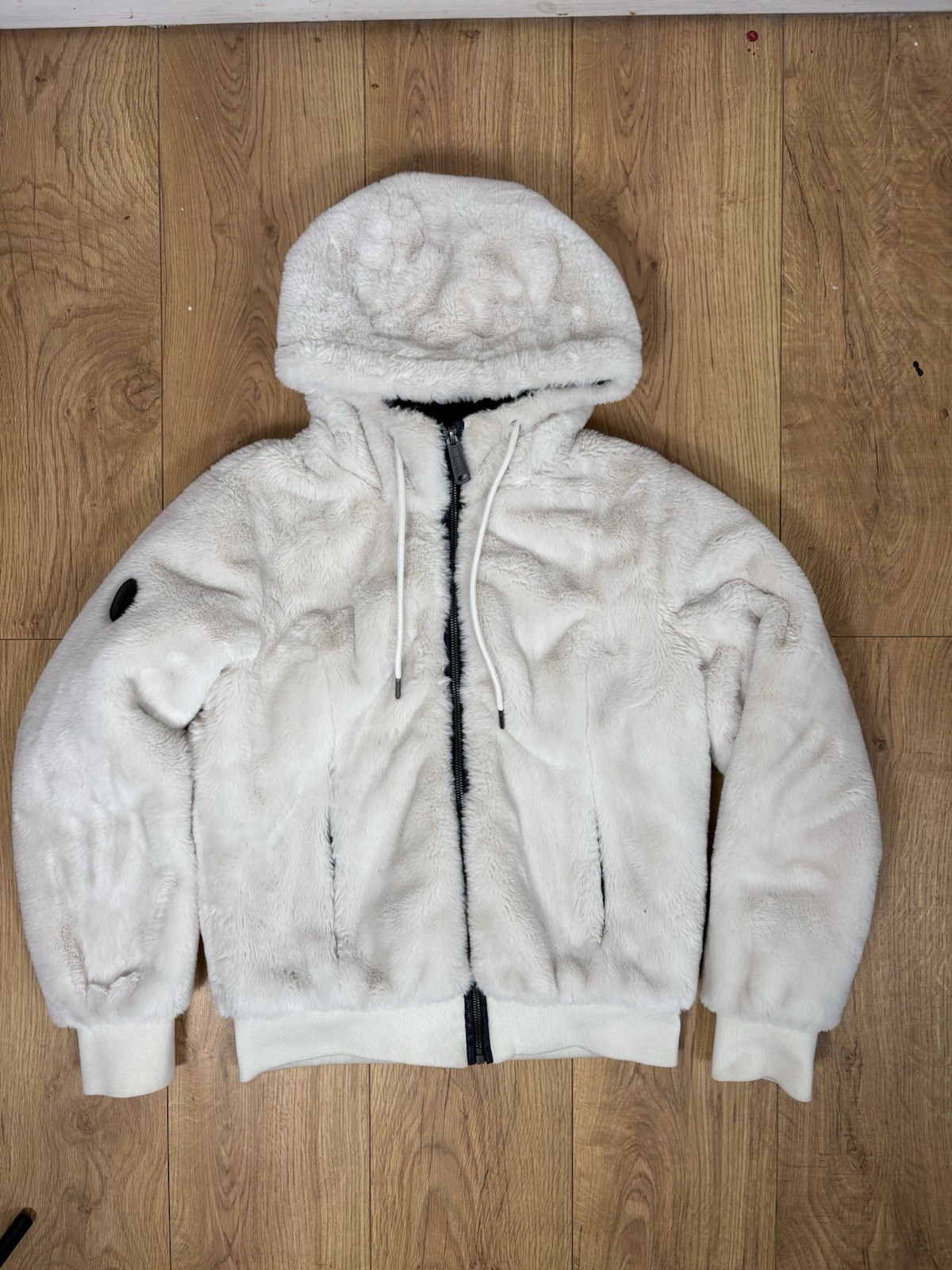 Superdry Women’s Storm Premium Faux Fur Jacket Size 8 Antique Cream