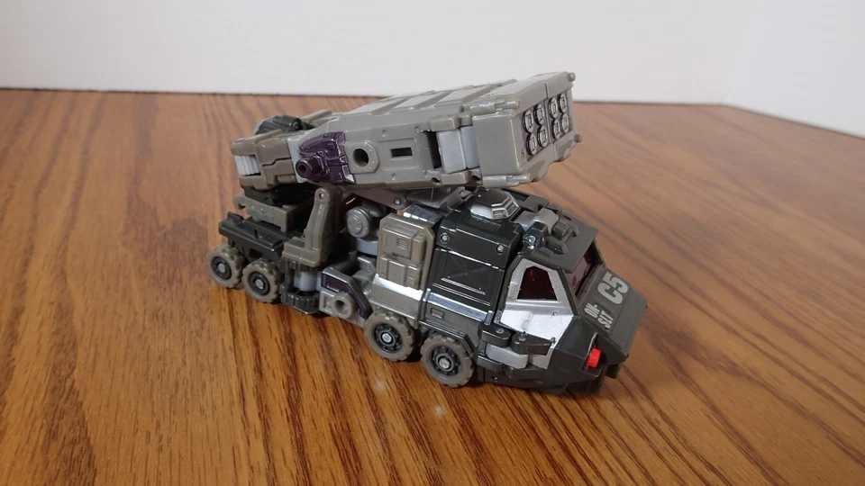 Transformers ROTF Bruticus Maximus Set - Complete - 2009 - Target Exclusive - Image 4 of 4