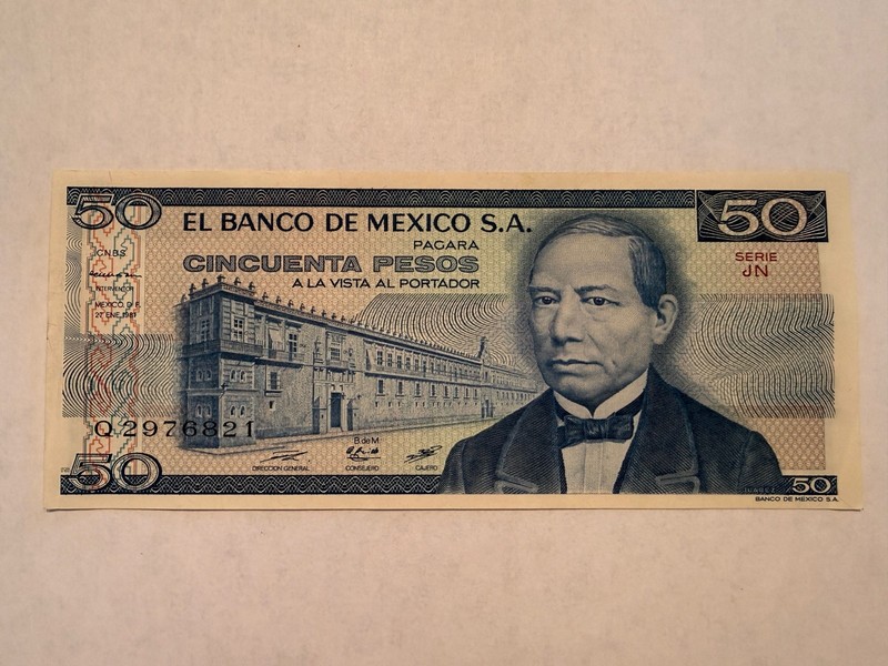 Mexican 50 Pesos banknote Benito Currency 1981 Q2976721 Mexico Zapotec