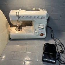 Janome Model 659 Sewing Machine With Cover - fully working 