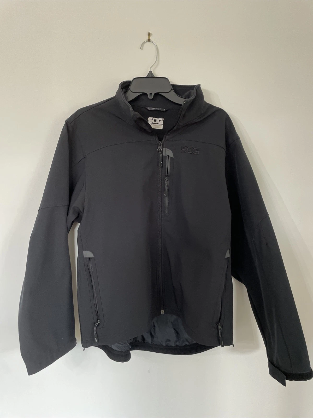 SOG Tactical Softshell Jacket Men's L Black Water Resistant Utility Outerwear image 1