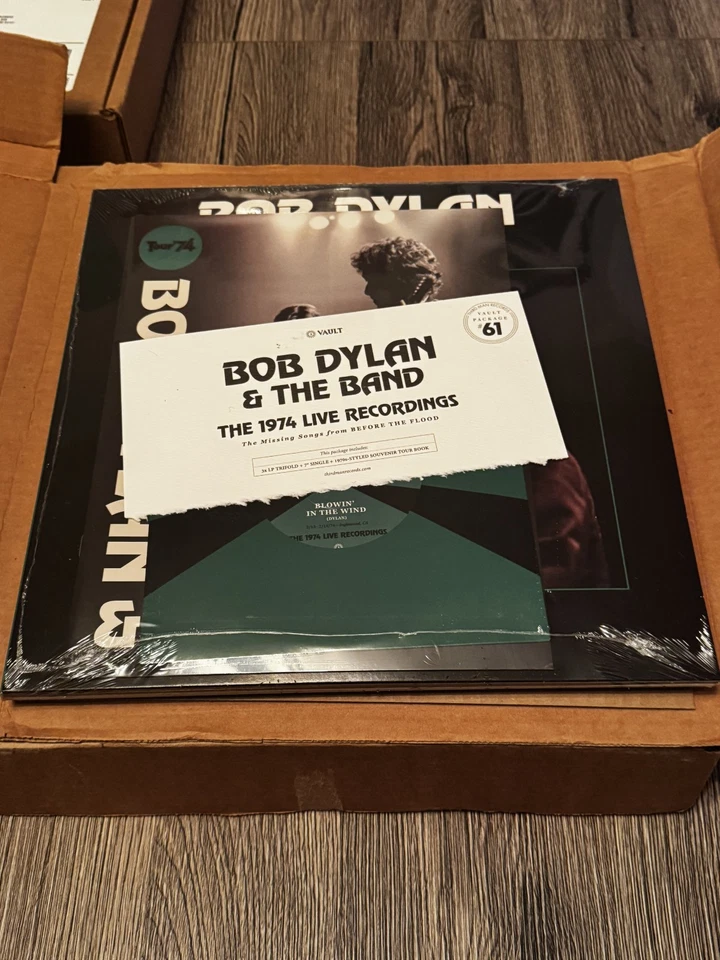 THIRD MAN VAULT 61 Bob Dylan 1974 Missing Songs From Before The Flood 3LP Green - Image 2 of 2