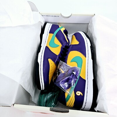 靴 Nike WMNS Dunk Low \"Lisa Leslie\" Nike Dunk Low 