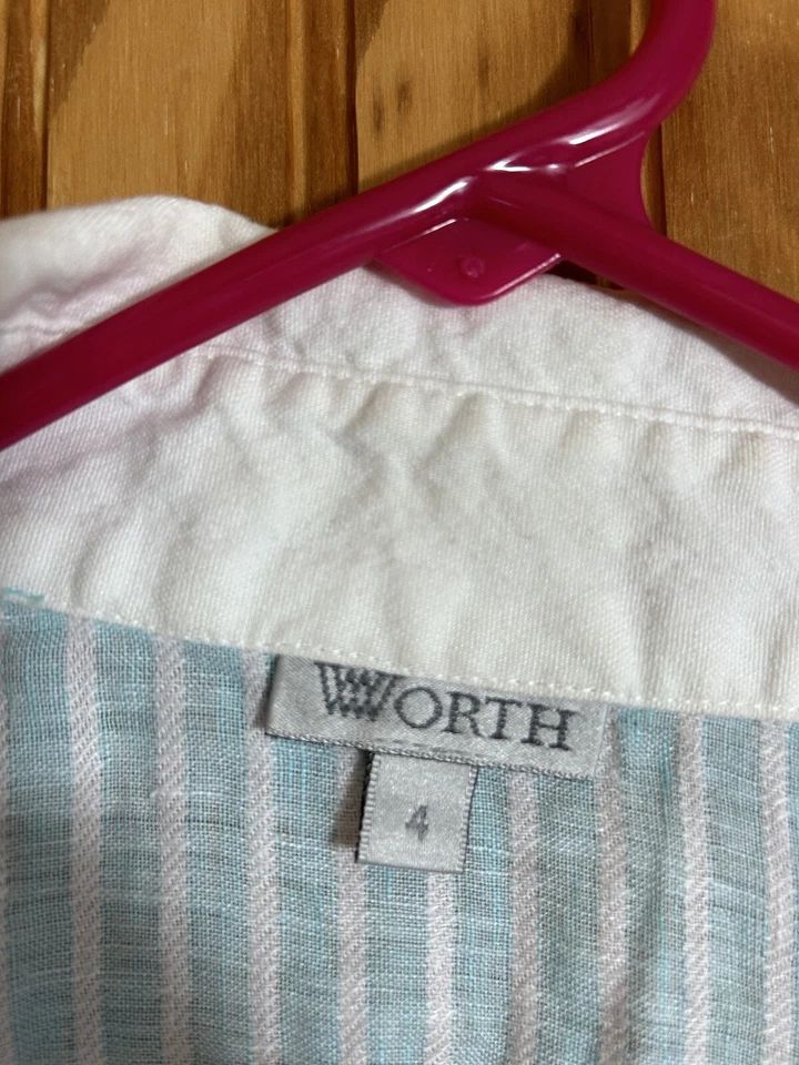 Blusa Worth feminina listrada azul e branca de linho com colarinho botão para baixo tamanho 4 - Imagem 4 de 4