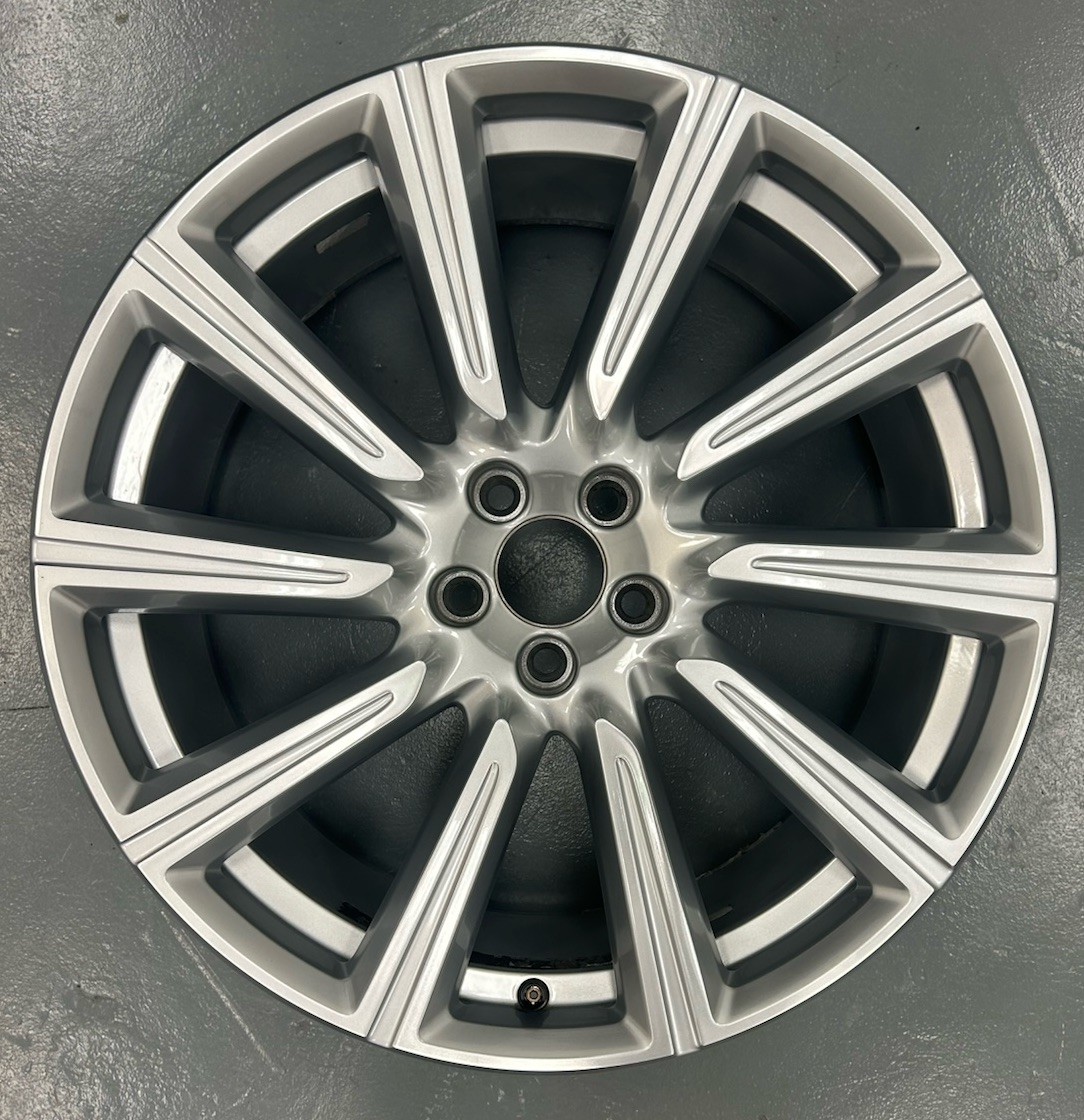 20x9 10 Spoke Volvo Alloy Wheel Machined and Sparkle Silver