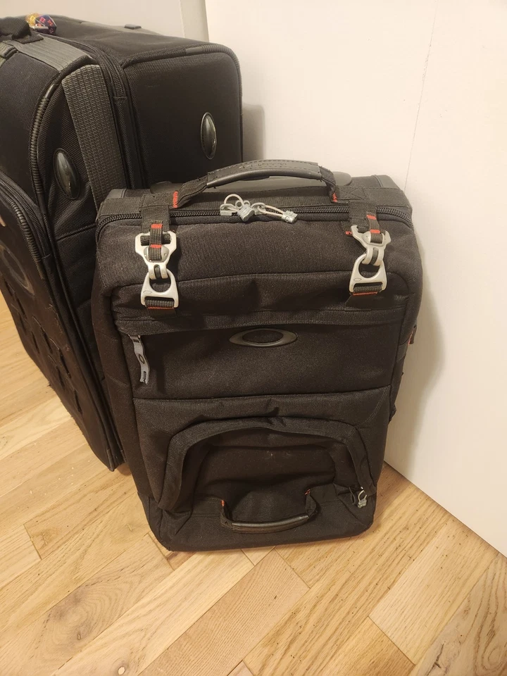 Juego de equipaje táctico Oakley Foto 3 de 4