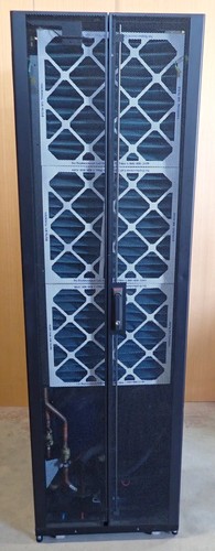 APC ACRD502 InRow RD 600mm 42U Direct Expansion Air Cooled Cooling Unit 380-415V - Picture 8 of 11