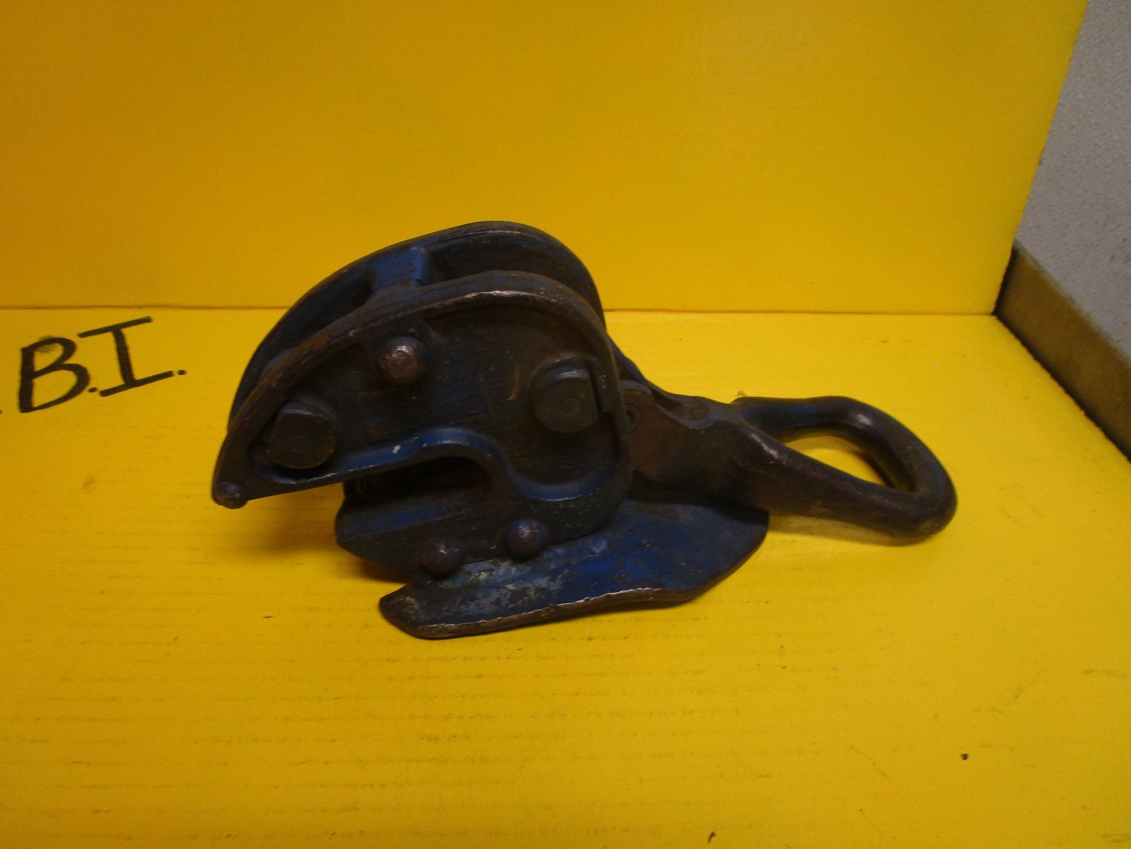 MERRILL BROS SHEET PLATE LIFTING CLAMP 2393101 NO. 21 1 TON 208 03/4