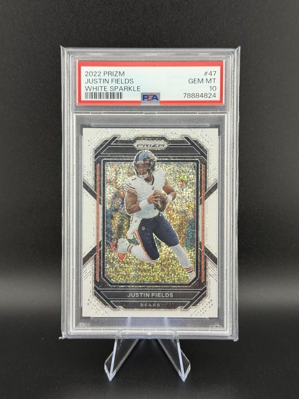 Justin Fields White Sparkle 2022 Prizm #47 PSA 10