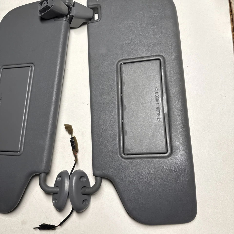 Viseiras Ford F350 2012 cinza para motorista e passageiro lateral - Imagem 4 de 4