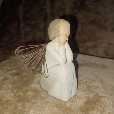 2001 Willow Tree ''Angel of Caring'' 