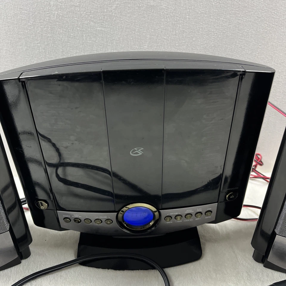 GPX HM3817DTBK Home Music System with Remote and AM/FM Radio black - Image 3 of 4