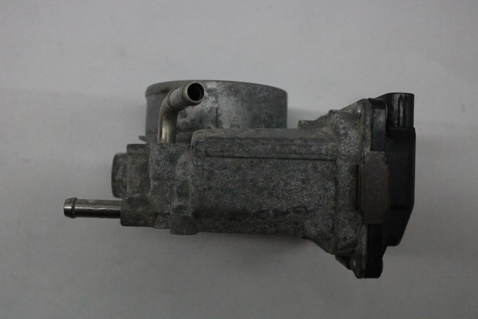 Sensor de carrocería del acelerador Lexus RX400H 2008 22030-20060 OEM 06 07 08 Foto 4 de 4