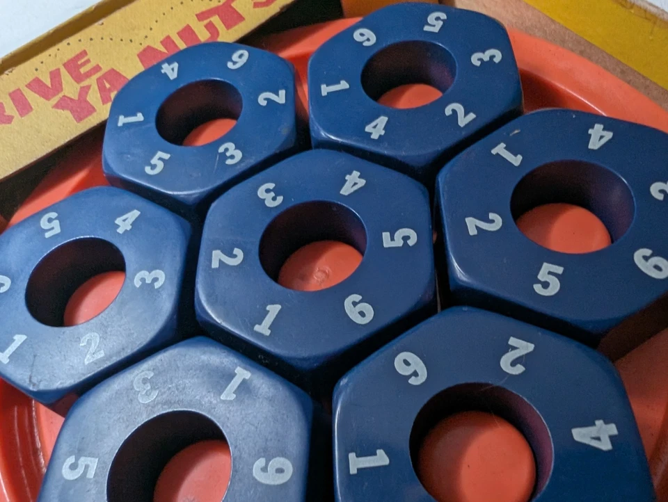 1970 MILTON BRADLEY Drive Ya Nuts MATCHING NUMBER Puzzle Game New In Box NOS - Image 4 of 4