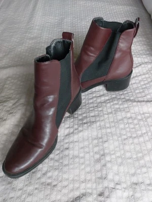 ZARA BURGUNDY WOMENS CHELSEA BOOTS SIZE 6 - Image 1 of 4
