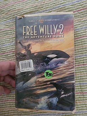 Free Willy 2 VHS Clam Sell