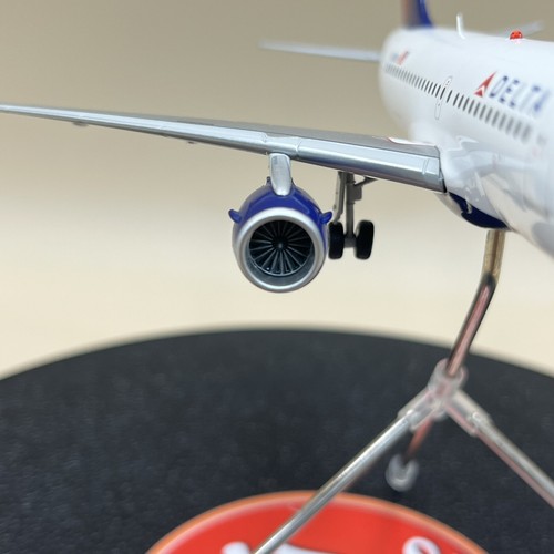 Gemini 1/200 DELTA AIRBUS A319 N349NB Diecast G2DAL441 - Picture 18 of 23