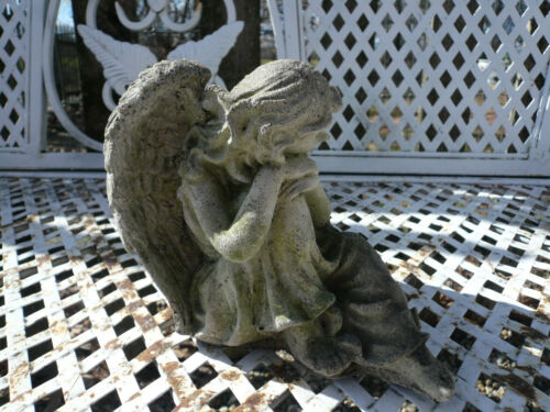DIVINE PETITE RESTING ANGEL GIRL VINTAGE CEMENT/CONCRETE GARDEN STATUE - Picture 4 of 9
