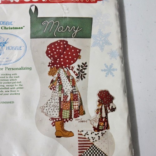 Kit de Medias de Navidad Paragon Needlecraft Holly Hobbie Personalización Artesanía de 18" - Imagen 2 de 9