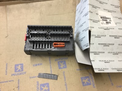 PEUGEOT new  306 partner FUSE BOX  6500J3 9623392780 Fuse box 406 EXPERT x