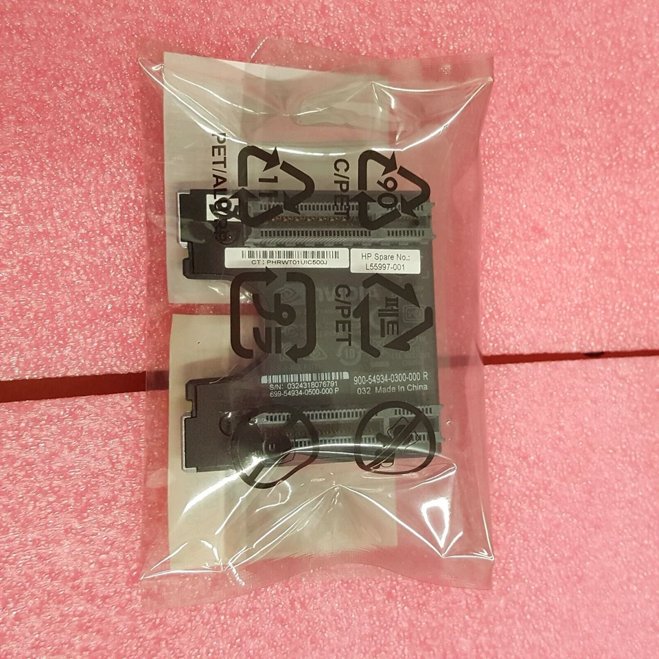 NEW NVIDIA Quadro RTX NVLink 2-Slot for RTX5000 / P4934 / L55997-001  - VGC - Image 2 of 4