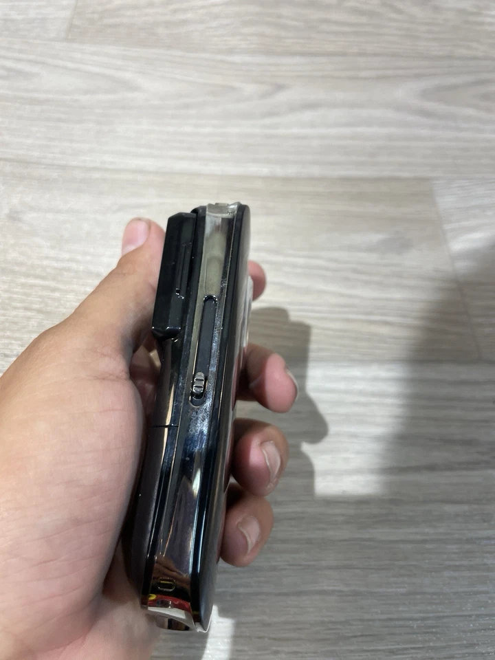 Coby CAM3002 Snap Handheld Digital Camcorder Black Vintage Camera Digital Zoom - Image 2 of 4