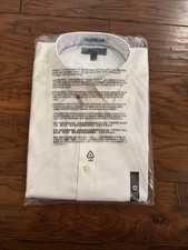 Banana Republic Men  s White Non-Iron Dress Shirt Size Large