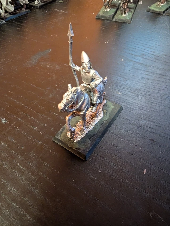 Warhammer Silver Helms – 12 Metal Light Cavalry Miniatures – OOP Citadel 1990s - Image 4 of 4