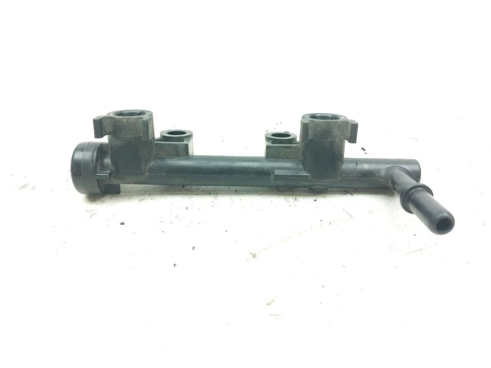 Riel inyector de combustible de gasolina Yamaha YZF R3 15 Foto 4 de 4