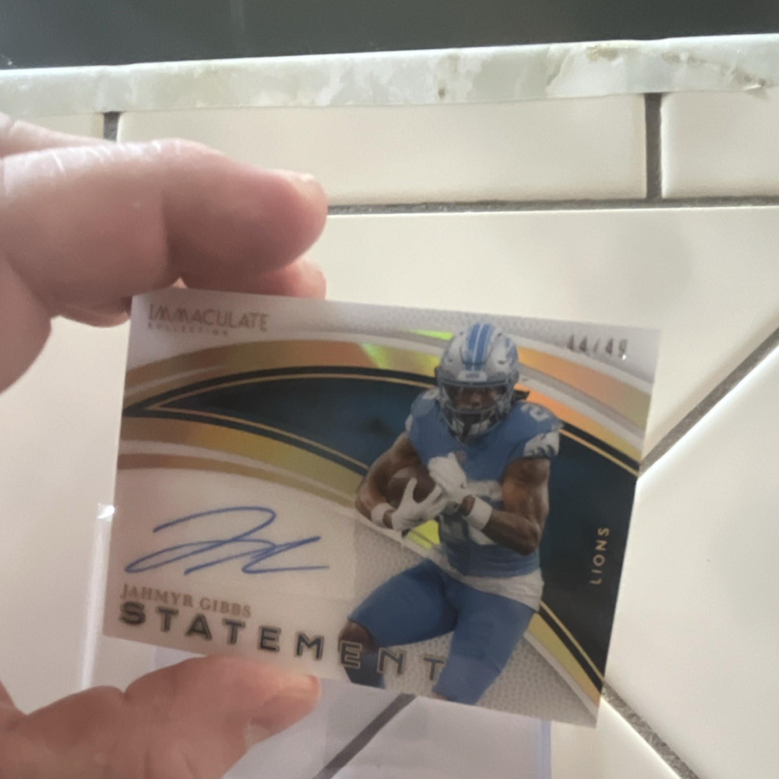 Jahmyr Gibbs Panini National Treasures Rookie Treasures Autographs #JGS Base