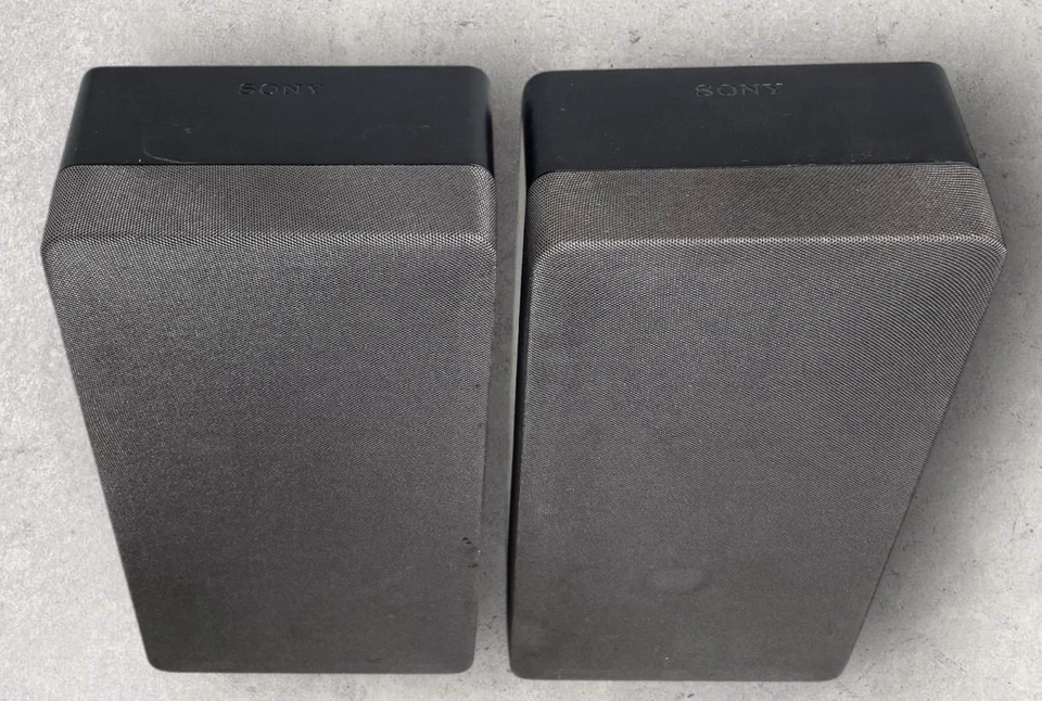 Sony HCD-LX20i MP3 CD AM FM Radio Stereo Player Black W/ Remote Tested - Image 3 of 4