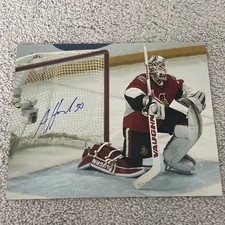 Curious About Andrew Hammond Rookie Cards? There Aren't Many. 11