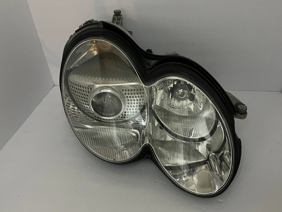 03-08 Mercedes R230 SL500 SL55 AMG Right Passenger Side Headlight Bi Xenon - Image 3 of 4