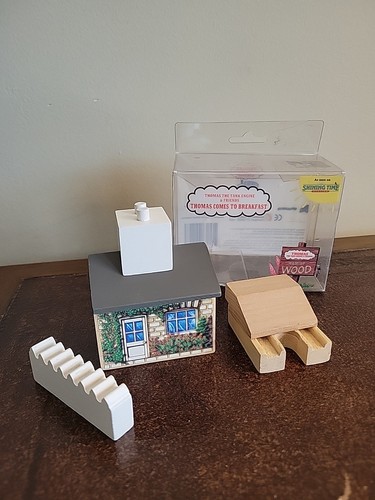 Vintage Ferrovia in legno Thomas & Friends - THOMAS ARRIVA A CASA COLAZIONE 1992 +Box - Foto 2 di 12