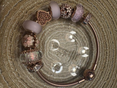 Pandora Rose Moments Snake Chain Bracelet with 9 Rose Charms 7.5 inch / 19 cm - Picture 2 of 13