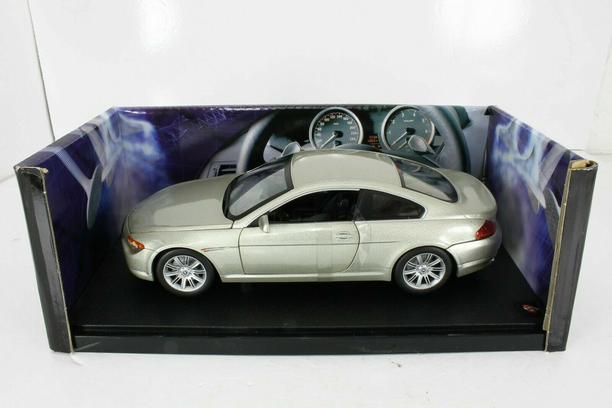 ミニカー Hot Wheels BMW 645Ci s-l400.jpg
