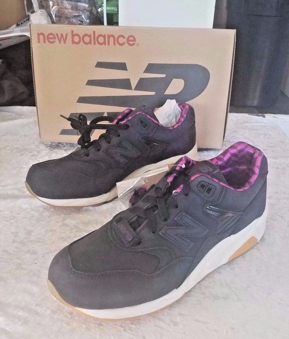 Stussy x mad HECTIC x Undefeated x New Balance MT580 S.M.U. for
