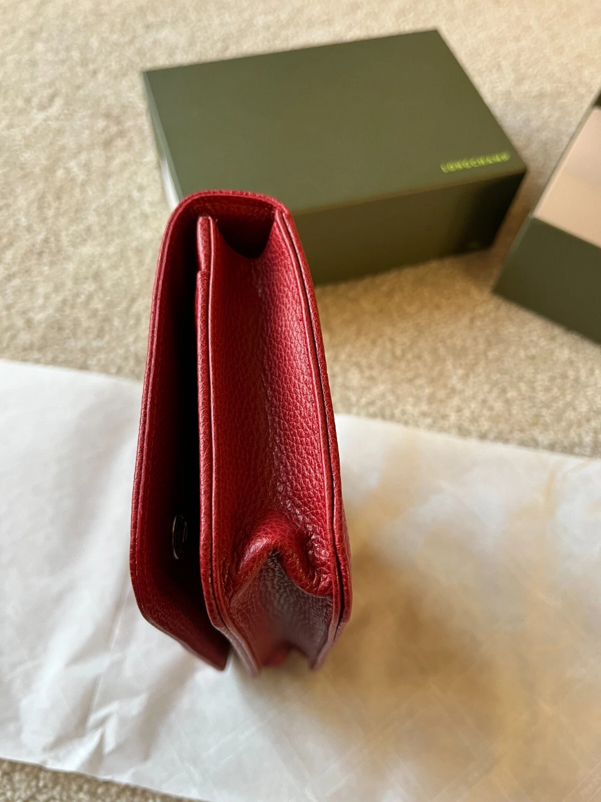 Portafoglio ROSSO Longchamp Le Foulonne su catena tracolla in pelle ~nuovo con etichette e confezione regalo