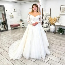 Long Sleeve Lace Applique Wedding Dresses Off Shoulder Sweep Train Bridal Gowns