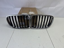 BMW X1 E84 Front Left & Right Kidney Grille Set 51117347667
