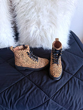 Women’s Brown Black Faux Suede Combat Ankle Boots Lace-Up Round Toe 9