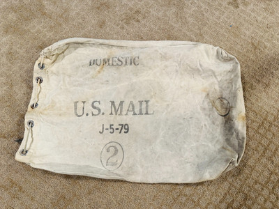 Old Vtg 1970 's Large HEAVY DUTY US Mail Carrier BAG CANVAS USPS Duffle 35''x23''