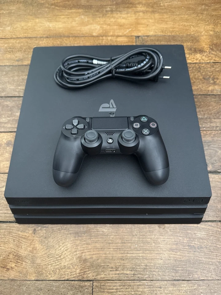 Sony PlayStation 4 Pro 1 To Console - Noire - Photo 1/4