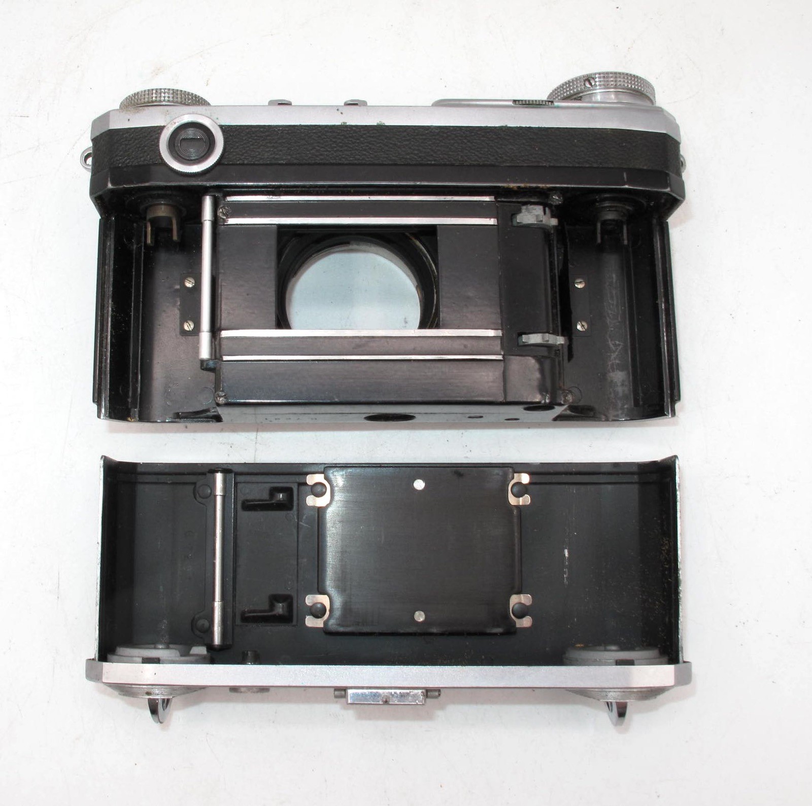 *READ* CONTAX IIa RANGEFINDER W/ COLLAPSIBLE ZEISS JENA SONNAR 5cm F/2 & CASE