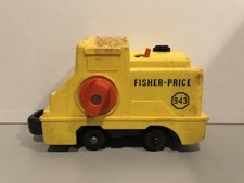 Fisher-Price Little People Lift Load Railroad 943 Train Engine Yellow