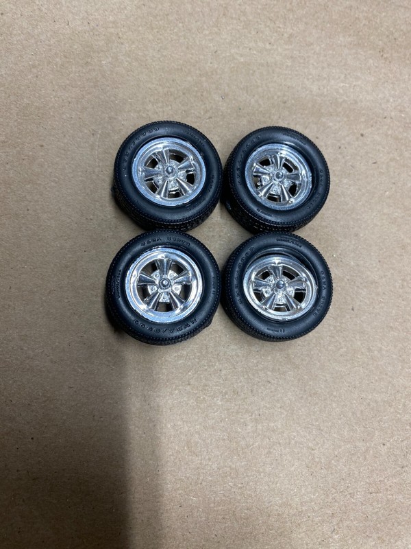 5 Spoke Torque Thrust BIG INCH WHEEL SET CUSTOM CARS TRUCKS MODEL KITS Tuner