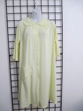 SHADOWLINE   SIZE MEDIUM YELLOW / NYLON / 3/4 SLEEVE / ROBE
